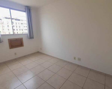 Apartamento com 2 dormitórios para alugar, 56 m² por R$ 1.450,00/mês - Granja dos Cavaleir