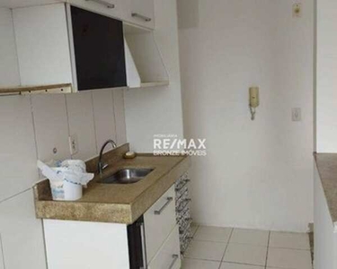 Apartamento com 2 dormitórios para alugar, 60 m² por R$ 1.515,00/mês - Parque São Vicente