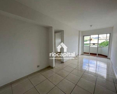 Apartamento com 3 dormitórios para alugar, 78 m² por R$ 1.650,00/mês - Jacarepaguá - Rio d