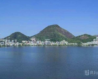 Apartamento para alugar em Lagoa de 160.00m² com 4 Quartos, 1 Suite e 2 Garagens