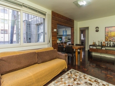 Apartamento para Venda - 70m², 2 dormitórios, 1 vaga - Petrópolis