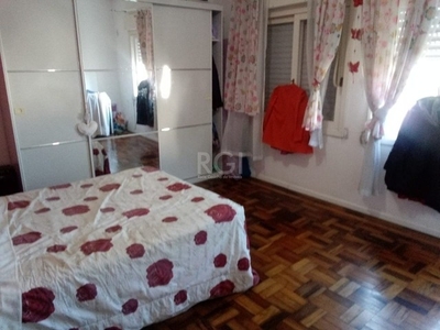 Apartamento para Venda - 78m², 2 dormitórios, Petrópolis