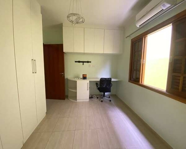 Casa com 3 dormitórios à venda, 322 m² por R$ 1.500.000,00 - Aldeia da Serra - Santana de