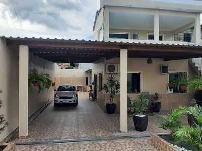 Casa com 3 Quartos e 3 banheiros à Venda, 165 m² por R$ 280.000