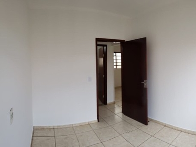 Casa para aluguel, 2 quartos, 1 vaga, Vila Rezende - Franca/SP