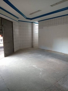 Prédio Comercial e 2 banheiros para Alugar, 75 m² por R$ 2.000/Mês