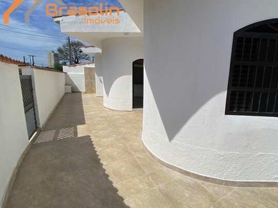 Casa 2 dormitórios 400 metros da praia - Jardim Aguapehu, Mongaguá