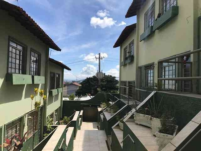 Casa com 2 quartos à venda no bairro Nova Cachoeirinha, 85m²