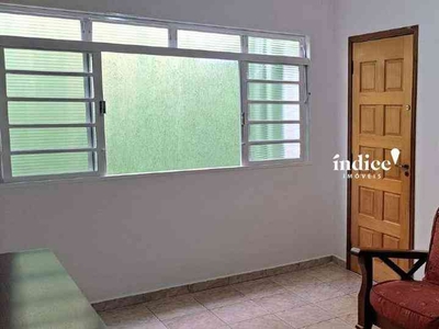 Casa com 3 quartos à venda no bairro Campos Elíseos, 130m²