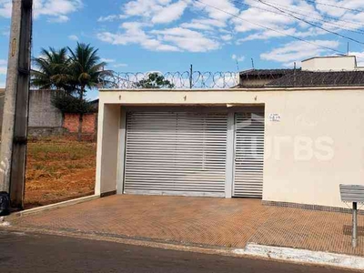 Casa com 3 quartos à venda no bairro Residencial Center Ville, 240m²