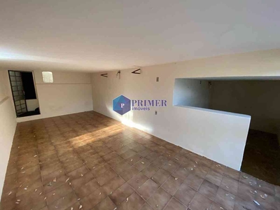 Casa com 4 quartos para alugar no bairro Palmeiras, 306m²