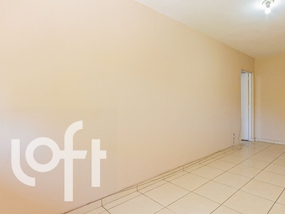 Apartamento à venda em Taquara com 44 m², 2 quartos, 1 vaga