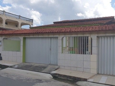 Imóvel para aluguel possui 100 metros quadrados com 3 quartos em Dom Pedro I - Manaus - Am