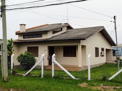 Aluga-se casa na zona sul de Guaíba