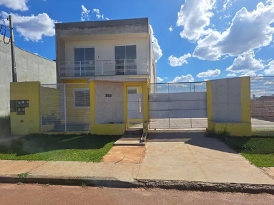 Apartamento com 2 dormitórios para alugar, 50 m² por R$ 750,00/mês - Cará-cará - Ponta Gro
