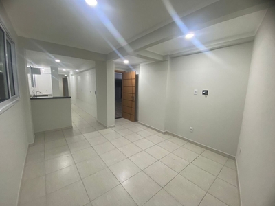 Apartamento em Vila Guilhermina, Praia Grande/SP de 55m² 1 quartos para locação R$ 1.700,00/mes