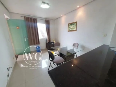 Apartamentos parcialmente mobiliado com 02 quartos, prox a Av. Constantino Nery