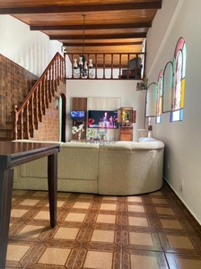 Casa em Chácara Mafalda, São Paulo/SP de 161m² 3 quartos à venda por R$ 804.600,00