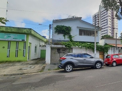 Casa em Espinheiro, Recife/PE de 220m² 3 quartos à venda por R$ 748.500,00 ou para locação R$ 3.700,00/mes