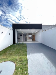 Casa em Jardim Ipiranga, Aparecida de Goiânia/GO de 117m² 3 quartos à venda por R$ 369.000,00