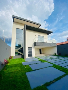 Casa em Jardim Tijuca, Campo Grande/MS de 189m² 3 quartos à venda por R$ 949.000,00