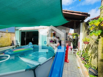 Casa em Jardim Três Marias, Guarujá/SP de 10m² 3 quartos à venda por R$ 449.000,00