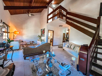 Casa em Peró, Cabo Frio/RJ de 190m² 4 quartos à venda por R$ 679.000,00