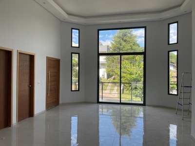 Casa em Rio Comprido, Jacareí/SP de 250m² 4 quartos à venda por R$ 1.489.000,00