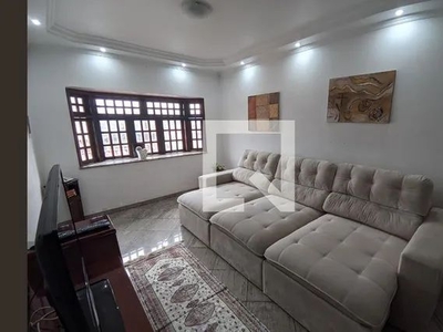 Casa para Aluguel - Jaraguá, 3 Quartos, 180 m2
