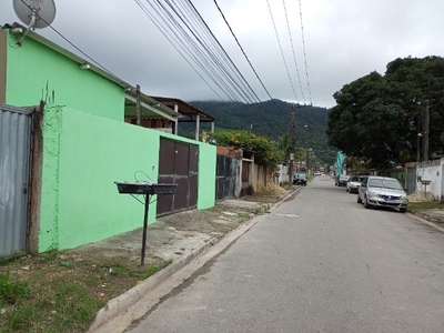 Casas próximo a nuclep e porto de Itaguaí