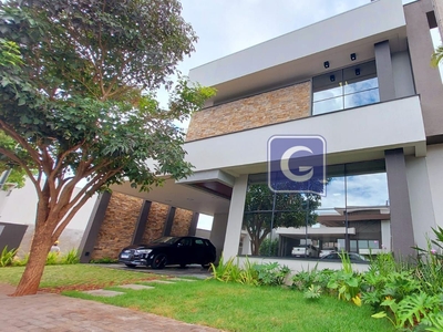 Sobrado em Alto Alegre, Cascavel/PR de 331m² 5 quartos à venda por R$ 2.279.000,00