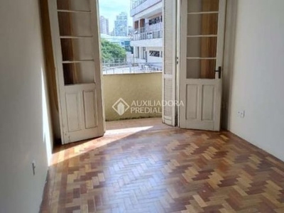 Apartamento com 3 quartos à venda na rua doutor barros cassal, 607, floresta, porto alegre, 87 m2 por r$ 380.000