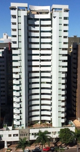 Apartamento em Zona 07, Maringá/PR de 236m² 4 quartos à venda por R$ 2.299.000,00