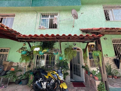 Casa com 2 quartos à venda no bairro Eldorado, 70m²