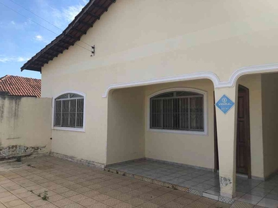Casa com 3 quartos à venda no bairro Coimbra, 390m²