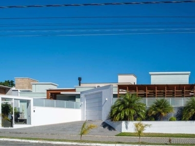 Casa com 4 quartos para alugar na joão gualberto soares, 1, ingleses do rio vermelho, florianópolis, 135 m2 por r$ 15.000
