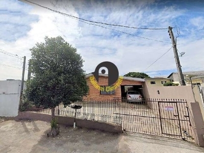 Casa de 3 dormitório em terreno de 420m² à venda no sítio cercado.