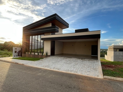 Casa em Condomínio Del Fiori, Caldas Novas/GO de 305m² 3 quartos à venda por R$ 2.299.000,00