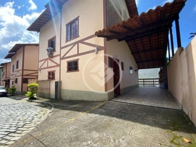 Casa em condomínio fechado com 2 quartos à venda na rua rachel rodrigues de oliveira, 475, tijuca, teresópolis, 50 m2 por r$ 375.000
