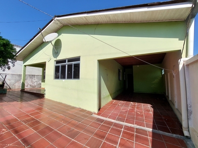 Casa em Jardim Guarany, Campo Largo/PR de 120m² 3 quartos à venda por R$ 418.900,00