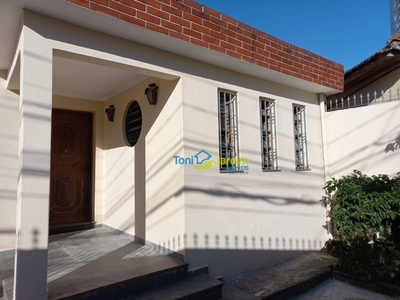Casa em Santa Teresinha, Santo André/SP de 132m² 3 quartos para locação R$ 2.500,00/mes