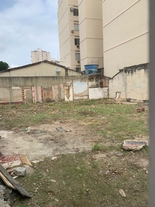 Terreno em Santa Rosa, Niterói/RJ de 0m² à venda por R$ 650.000,00 ou para locação R$ 10.000,00/mes