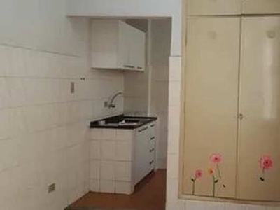 Apartamento com 1 quarto para alugar por R$ 600.00, 53.00 m2 - CENTRO - LONDRINA/PR