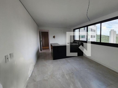 APARTAMENTO no 8º andar com 2 dormitórios e 2 garagens