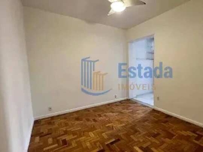 Apartamento para aluguel com 120 metros quadrados com 3 quartos em Copacabana - Rio de Jan