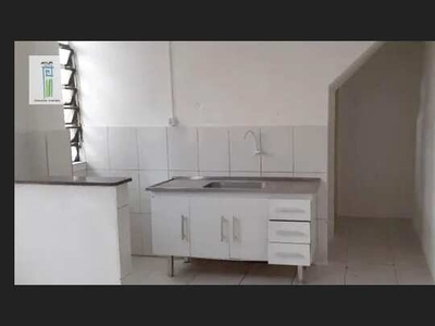 Casa com 1 dormitório para alugar por R$ 850,00/mês - Parque Tietê - São Paulo/SP