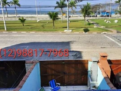 Casa de Frente para o Mar com internet. condomínio na avenida da praia Indaiá