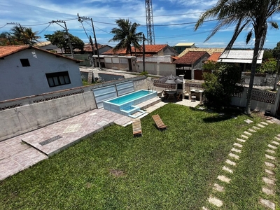 Casa em Caminho de Búzios, Cabo Frio/RJ de 177m² 3 quartos à venda por R$ 329.000,00 ou para locação R$ 2.000,00/mes