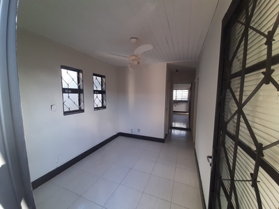 Casa em Jardim Pires I, Jaú/SP de 60m² 2 quartos à venda por R$ 199.000,00