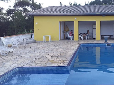 Chácara em Pavão (Canguera), São Roque/SP de 200m² 3 quartos à venda por R$ 694.000,00